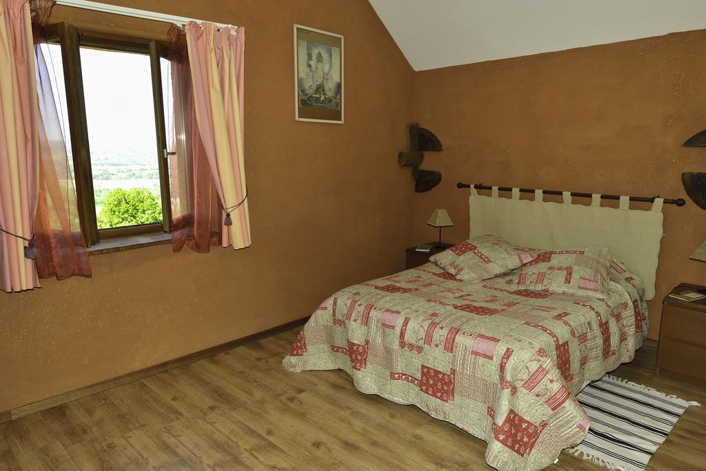 La Parenthese Saint-Genix-sur-Guiers Exterior foto