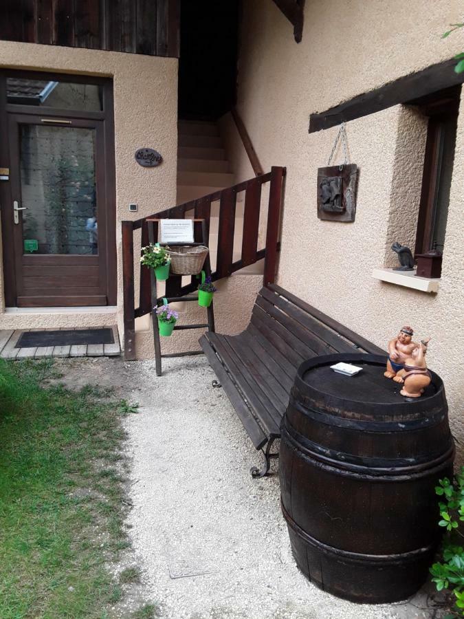 La Parenthese Saint-Genix-sur-Guiers Exterior foto